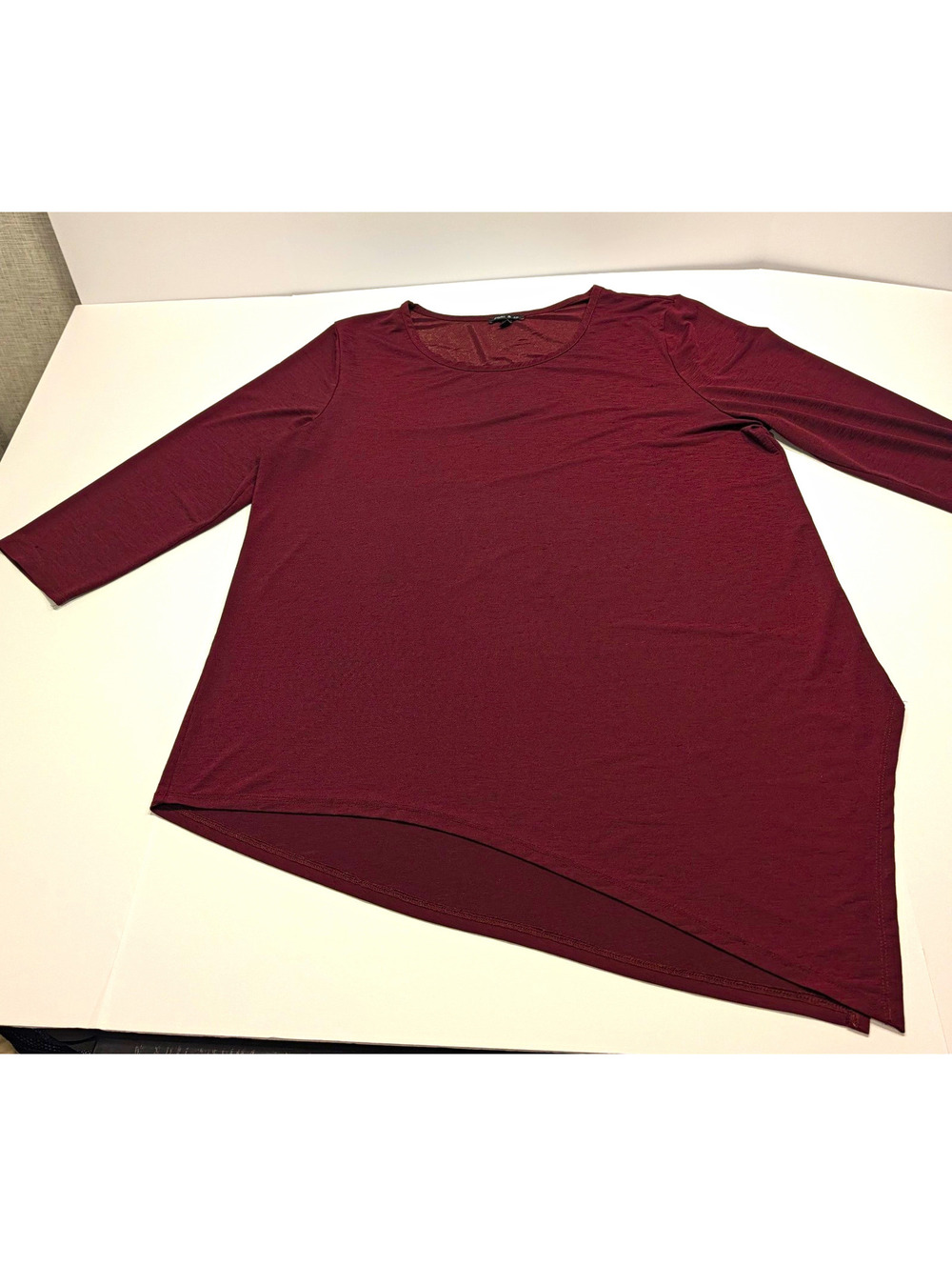 Sami & Jo Women’s Burgundy Solid Scoop Neck 3/4 Sleeve Knit Top Size M